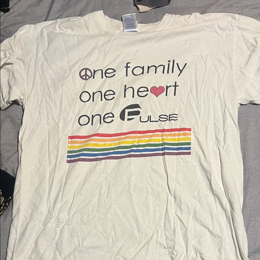 Gildan White Kids T-Shirt with Rainbow Design